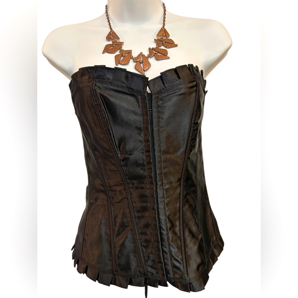 Elegant Black Strapless Blouse